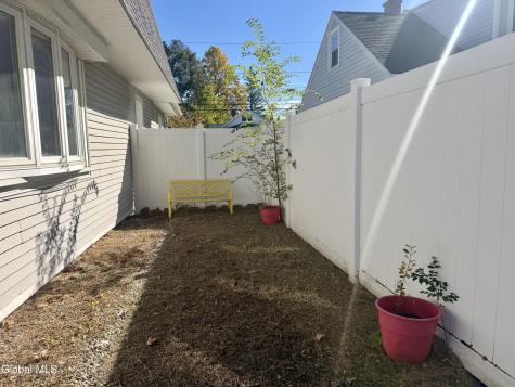 1016 Wallace Avenue Rotterdam NY 12306