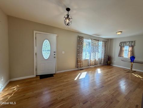 1016 Wallace Avenue Rotterdam NY 12306