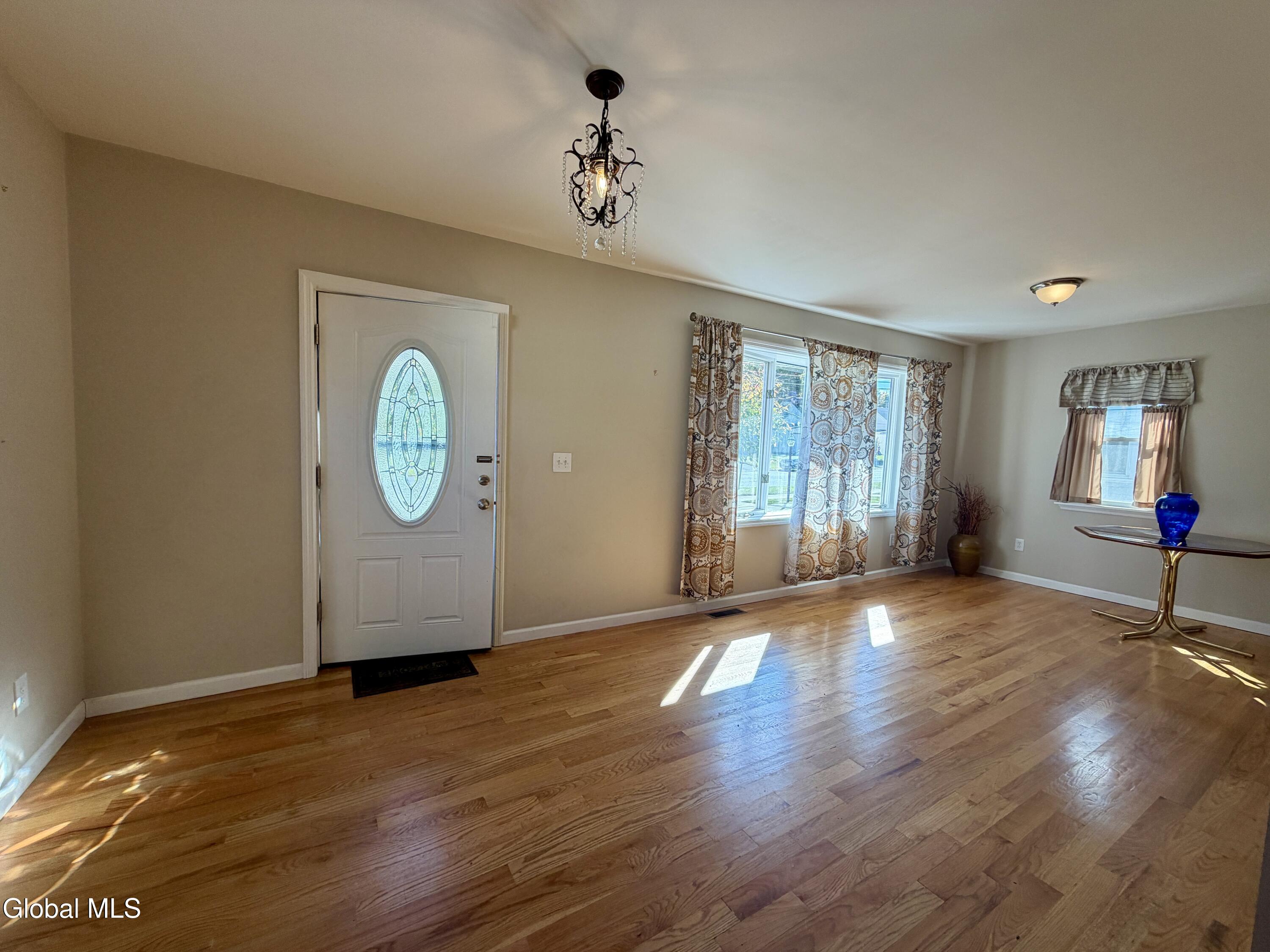 1016 Wallace Avenue Rotterdam NY 12306
