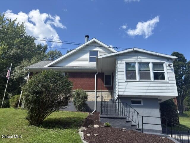18 Pleasantview Avenue Troy NY 12180
