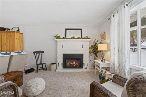 4 Dahlem Boulevard Colonie NY 12309