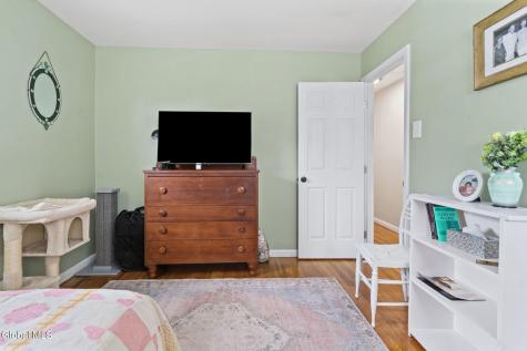 4 Dahlem Boulevard Colonie NY 12309