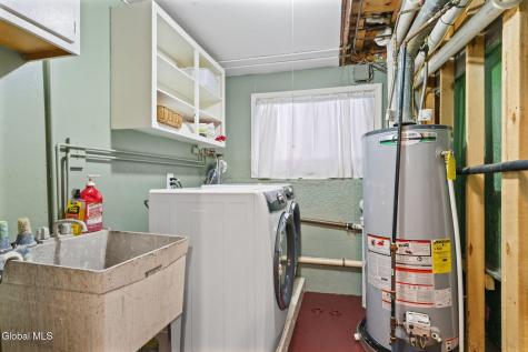 4 Dahlem Boulevard Colonie NY 12309