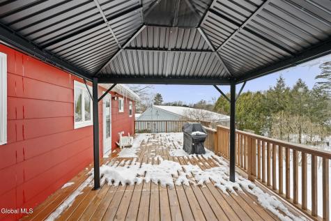 4 Dahlem Boulevard Colonie NY 12309