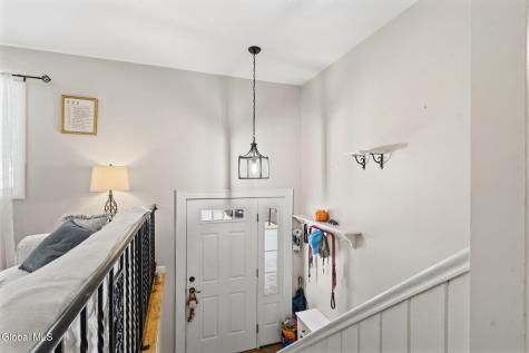 4 Dahlem Boulevard Colonie NY 12309