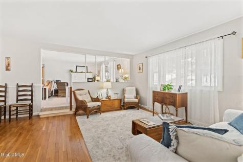 4 Dahlem Boulevard Colonie NY 12309