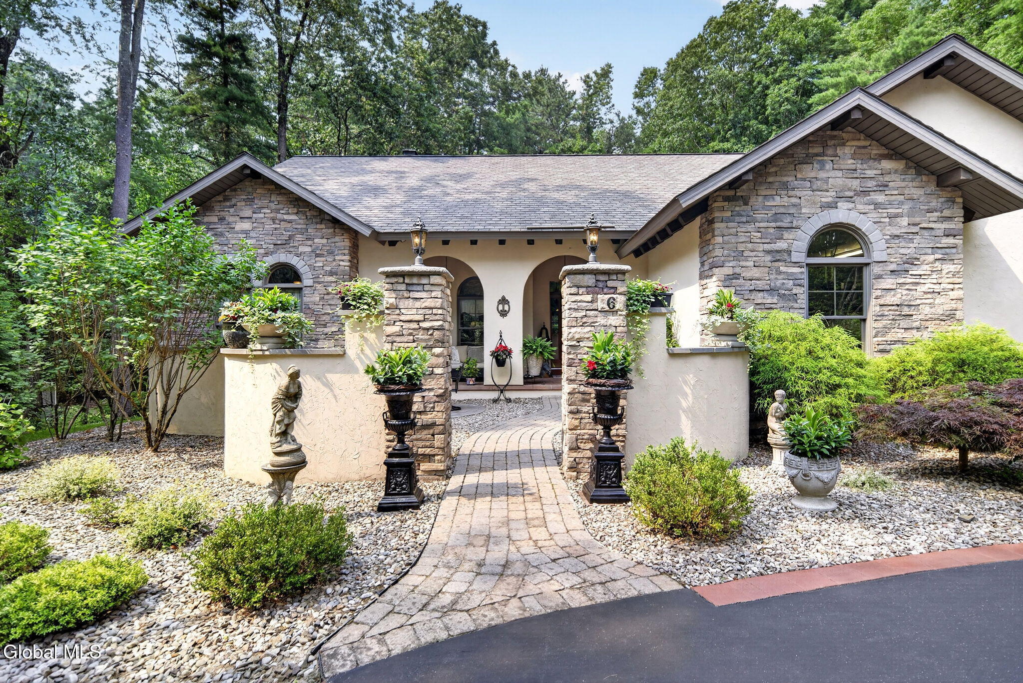6 Jones Road Saratoga Springs NY 12866