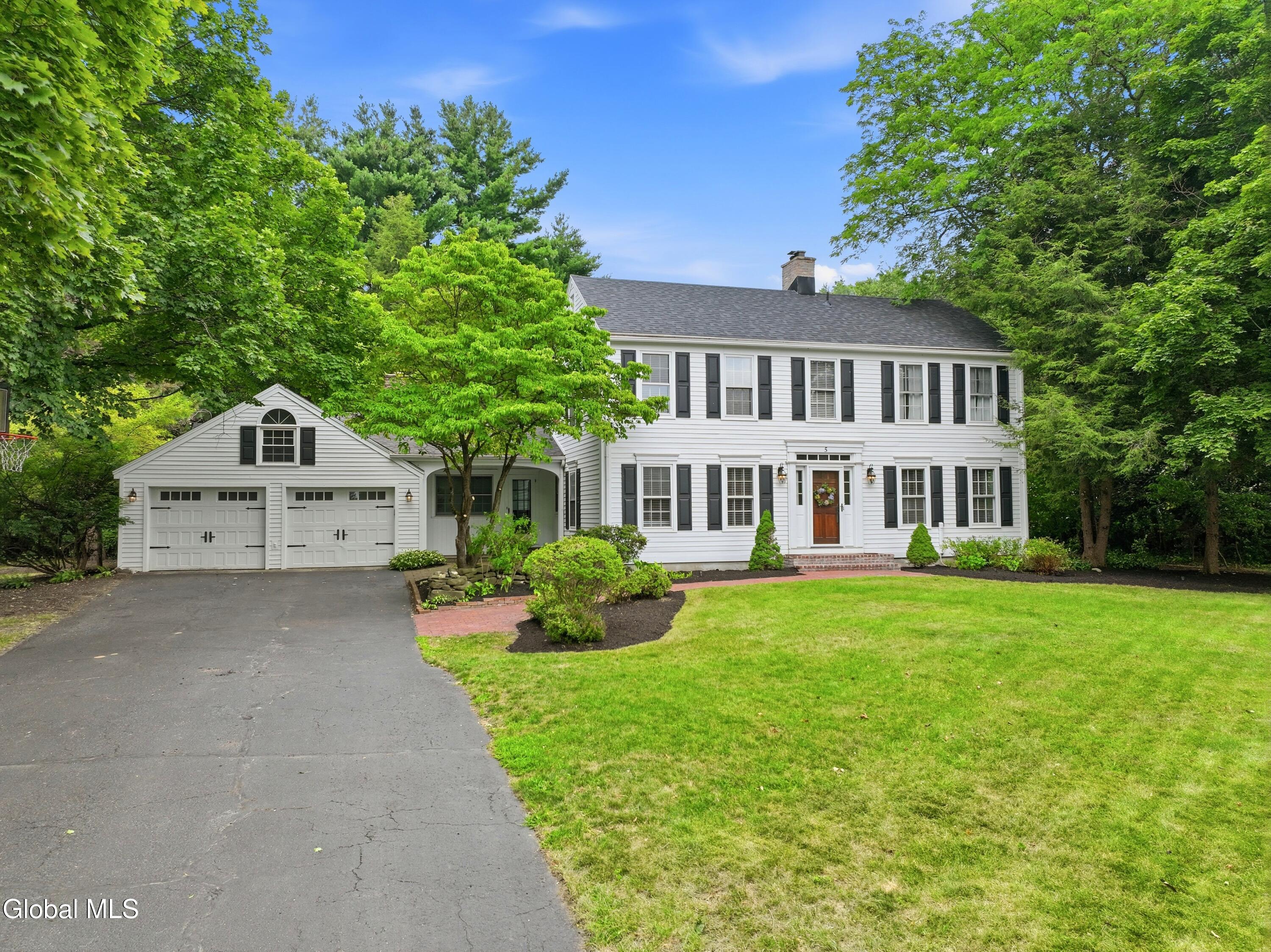 5 Beaver Pond Road Loudonville NY 12211