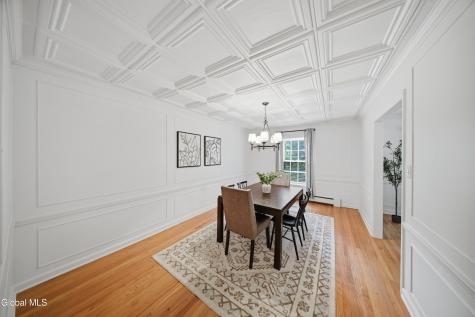 5 Beaver Pond Road Loudonville NY 12211
