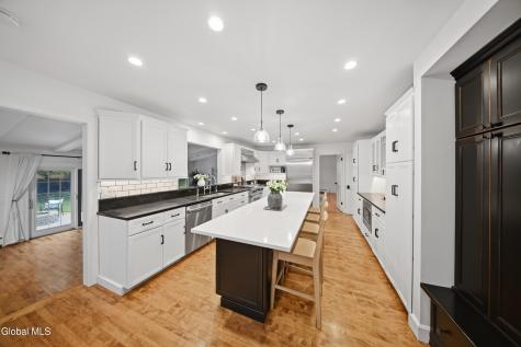 5 Beaver Pond Road Loudonville NY 12211