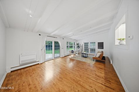 5 Beaver Pond Road Loudonville NY 12211
