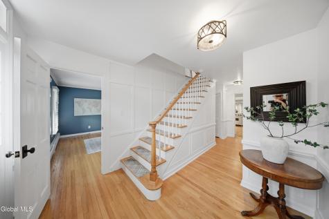 5 Beaver Pond Road Loudonville NY 12211