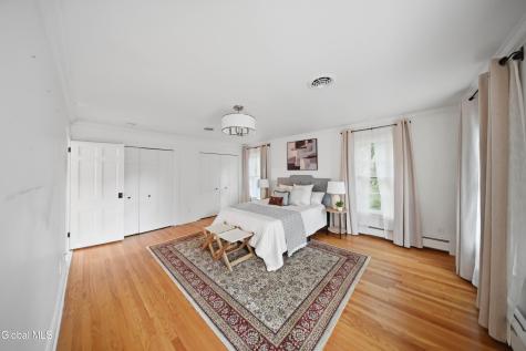 5 Beaver Pond Road Loudonville NY 12211