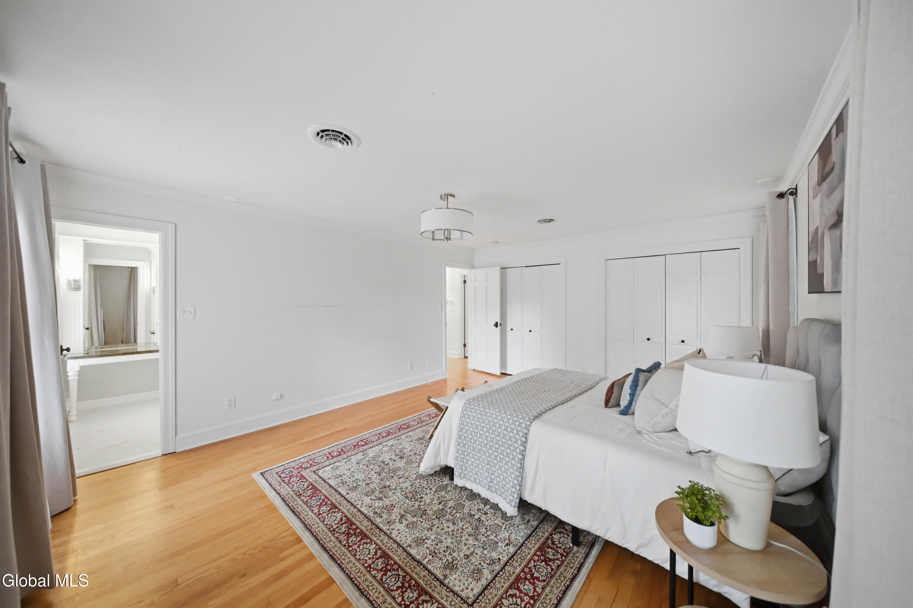 5 Beaver Pond Road Loudonville NY 12211