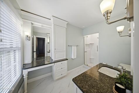 5 Beaver Pond Road Loudonville NY 12211