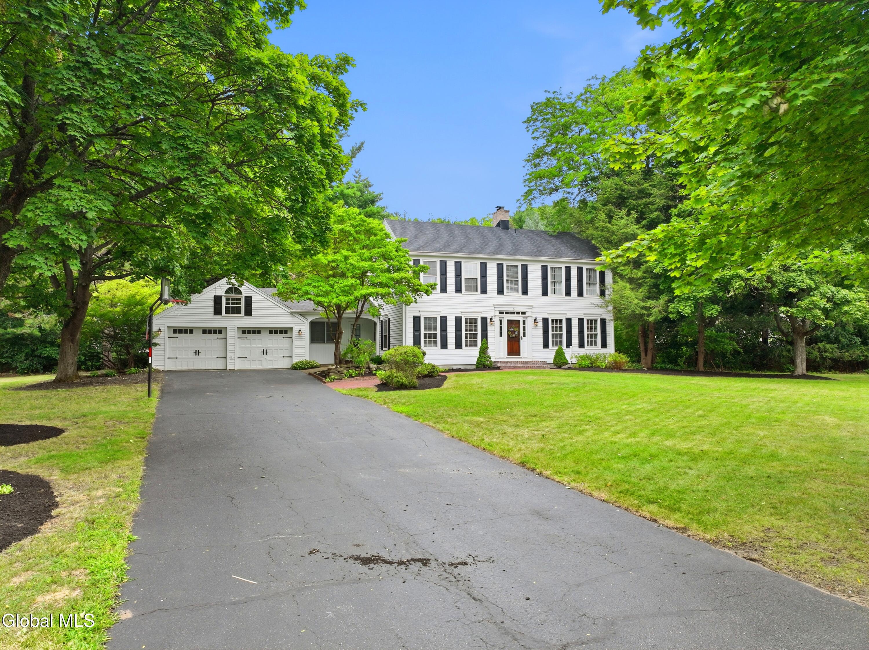 5 Beaver Pond Road Loudonville NY 12211