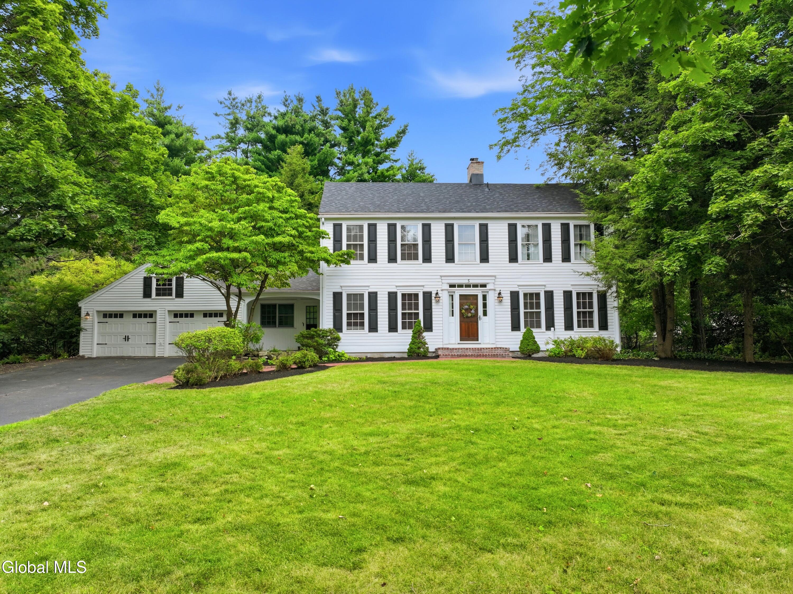 5 Beaver Pond Road Loudonville NY 12211