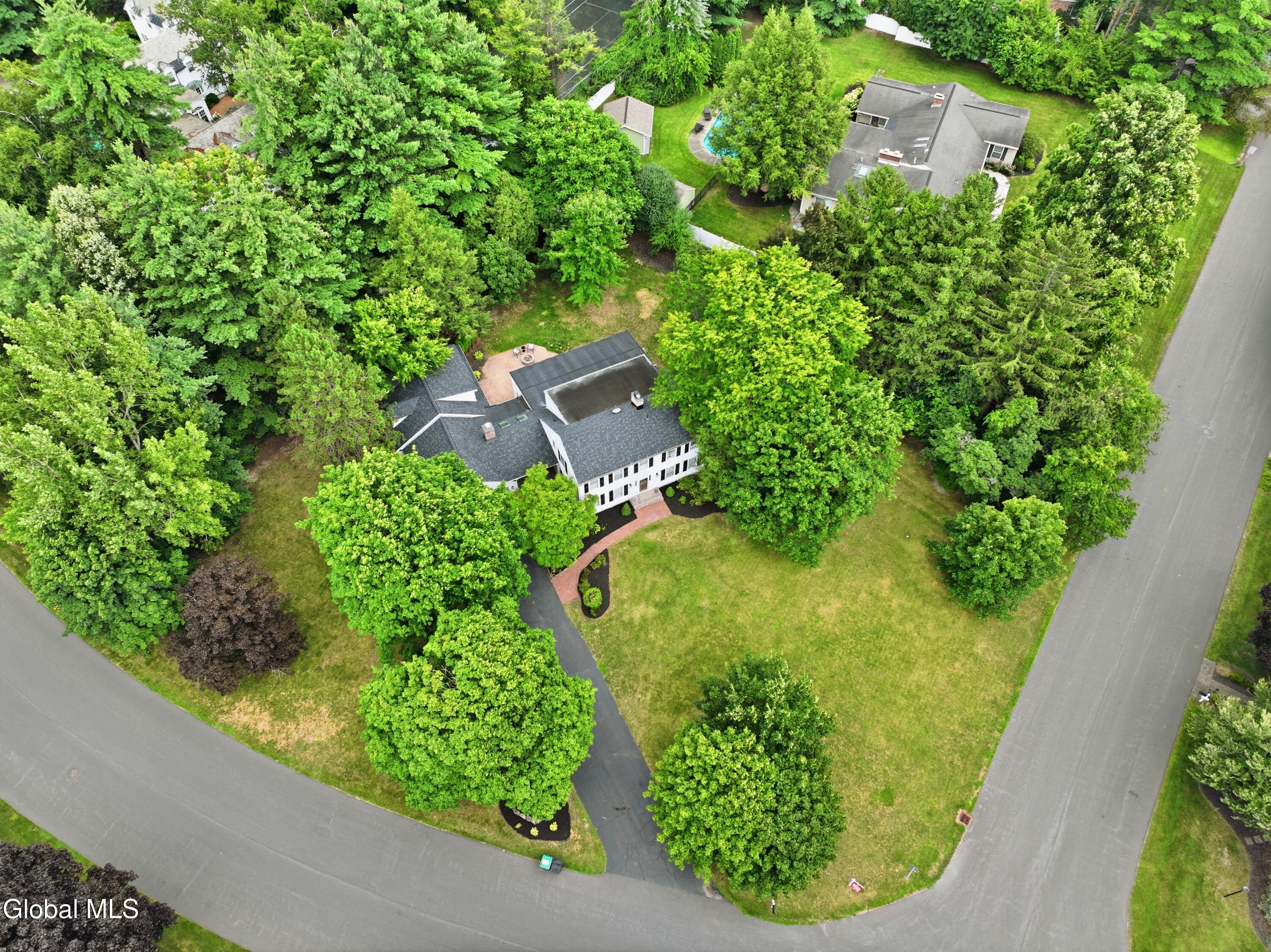 5 Beaver Pond Road Loudonville NY 12211