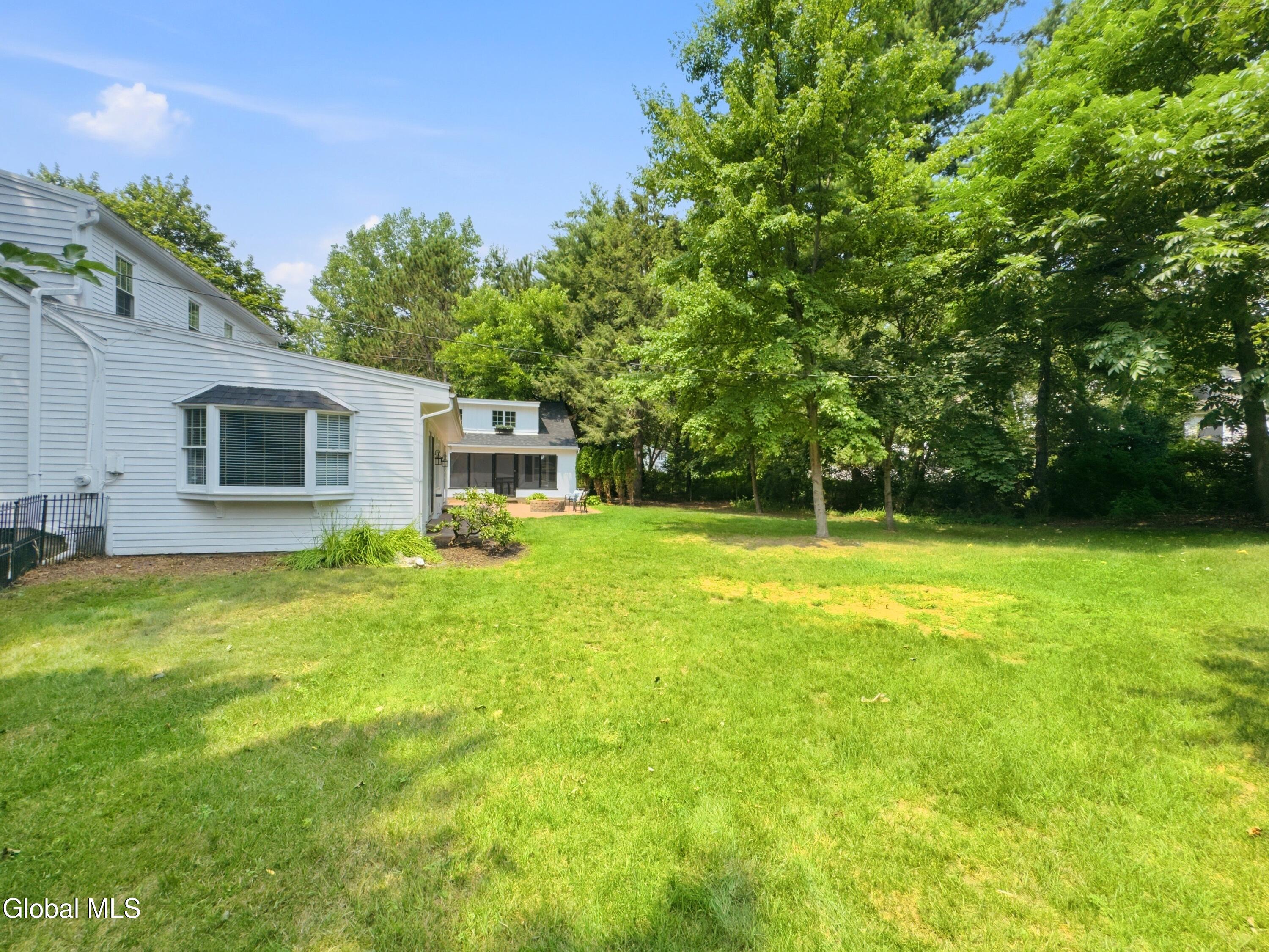 5 Beaver Pond Road Loudonville NY 12211