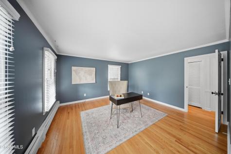 5 Beaver Pond Road Loudonville NY 12211