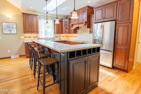 6214 Johnston Road Albany NY 12203