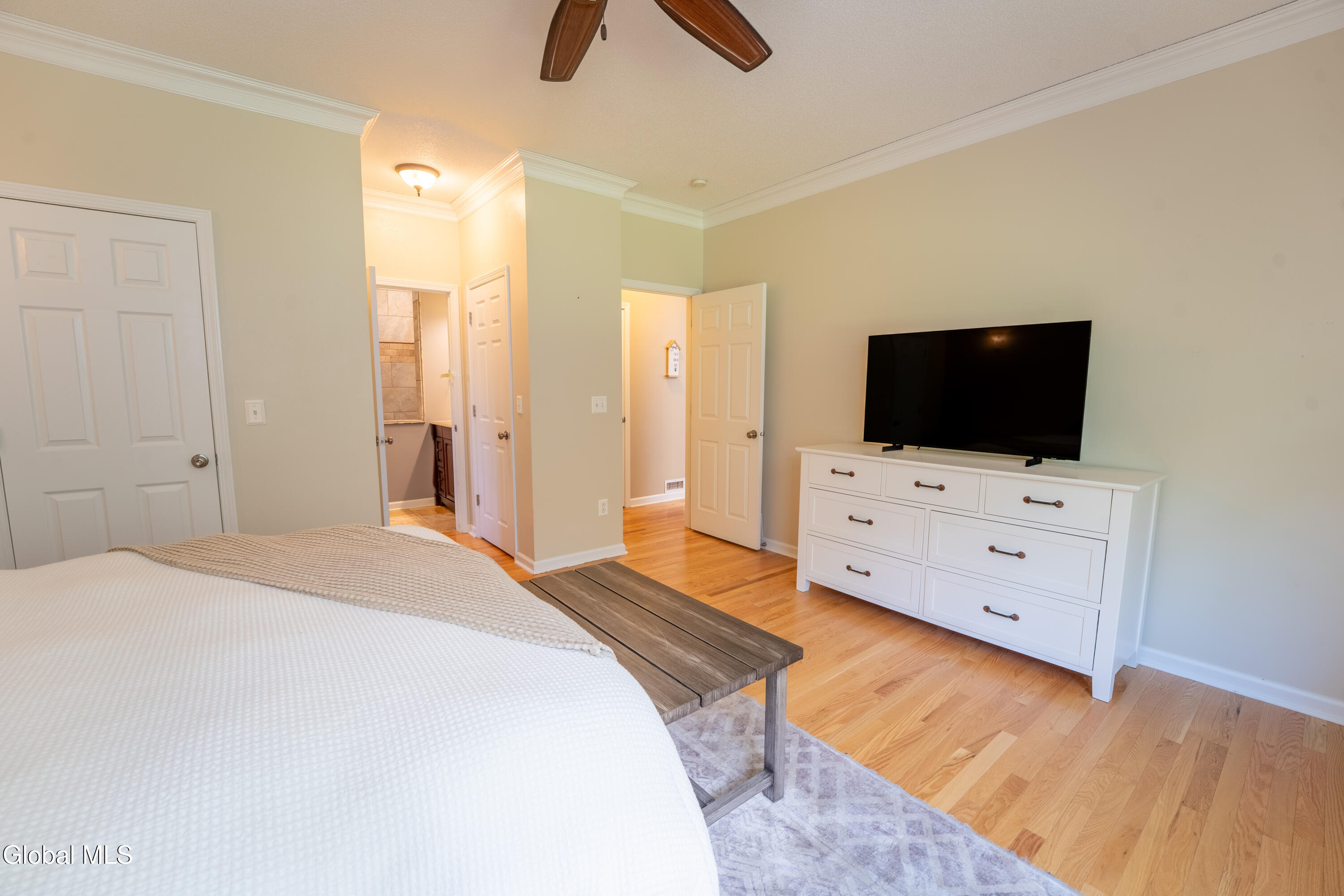 6214 Johnston Road Albany NY 12203