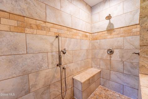 6214 Johnston Road Albany NY 12203
