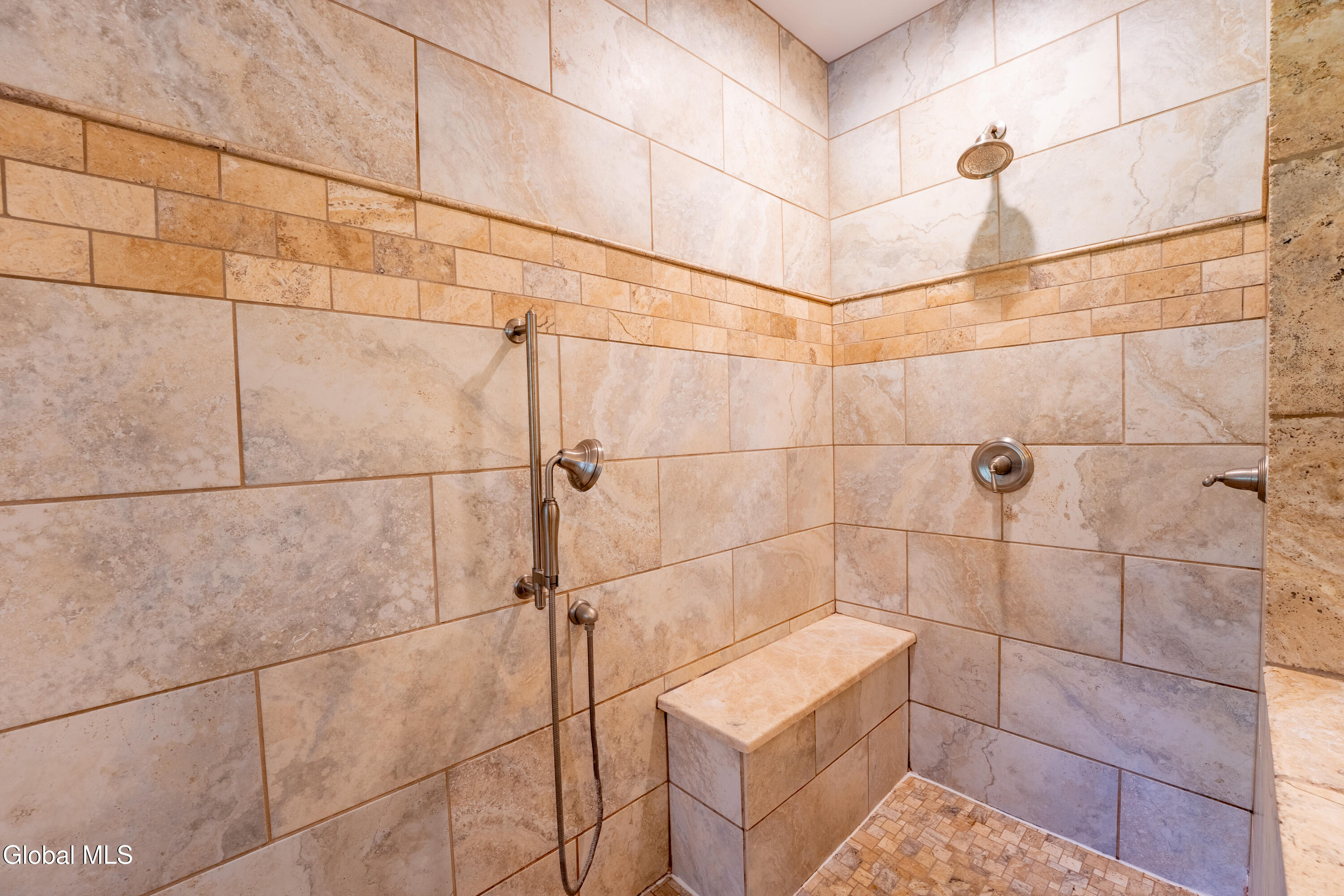 6214 Johnston Road Albany NY 12203