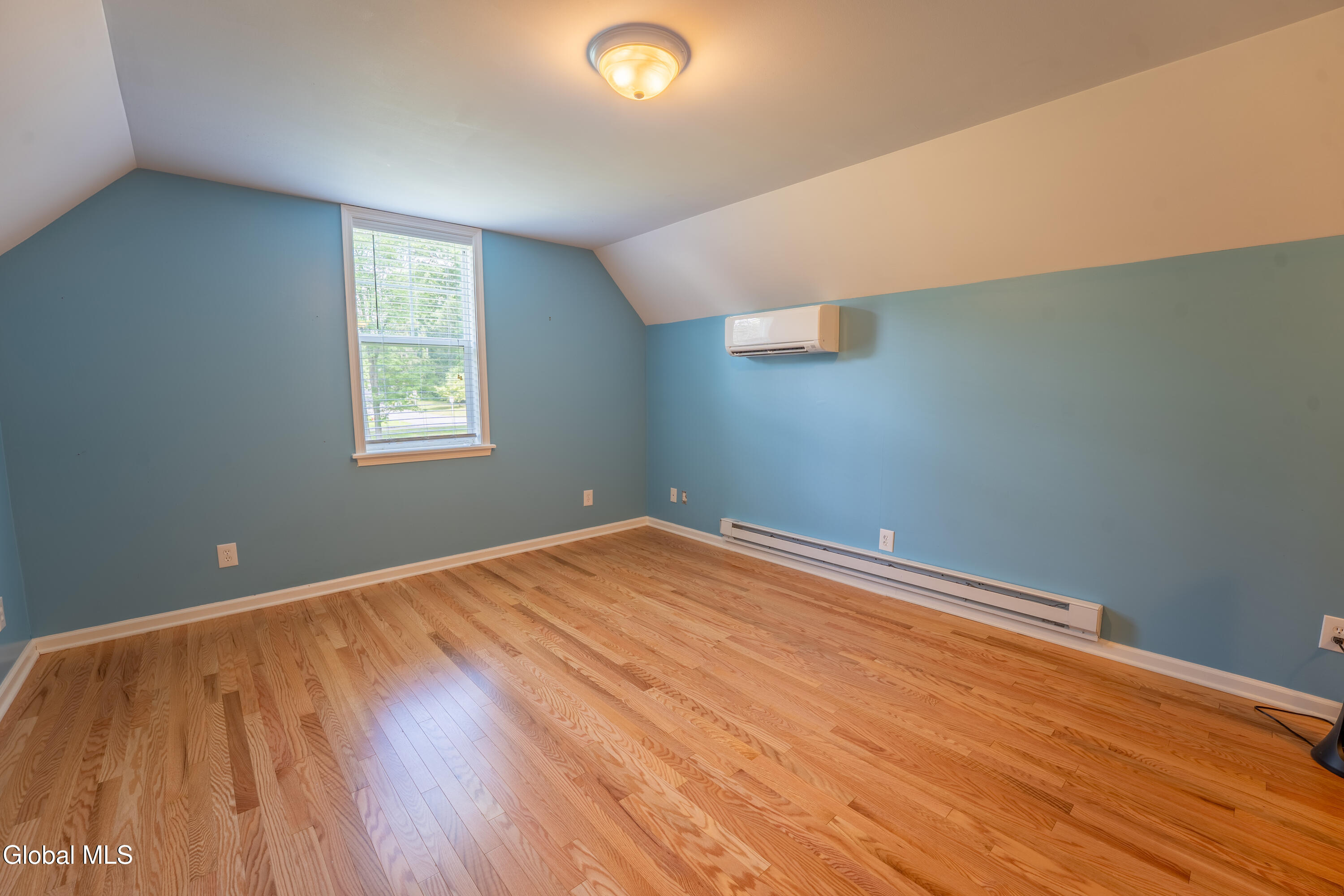 6214 Johnston Road Albany NY 12203