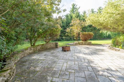 6214 Johnston Road Albany NY 12203