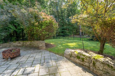 6214 Johnston Road Albany NY 12203