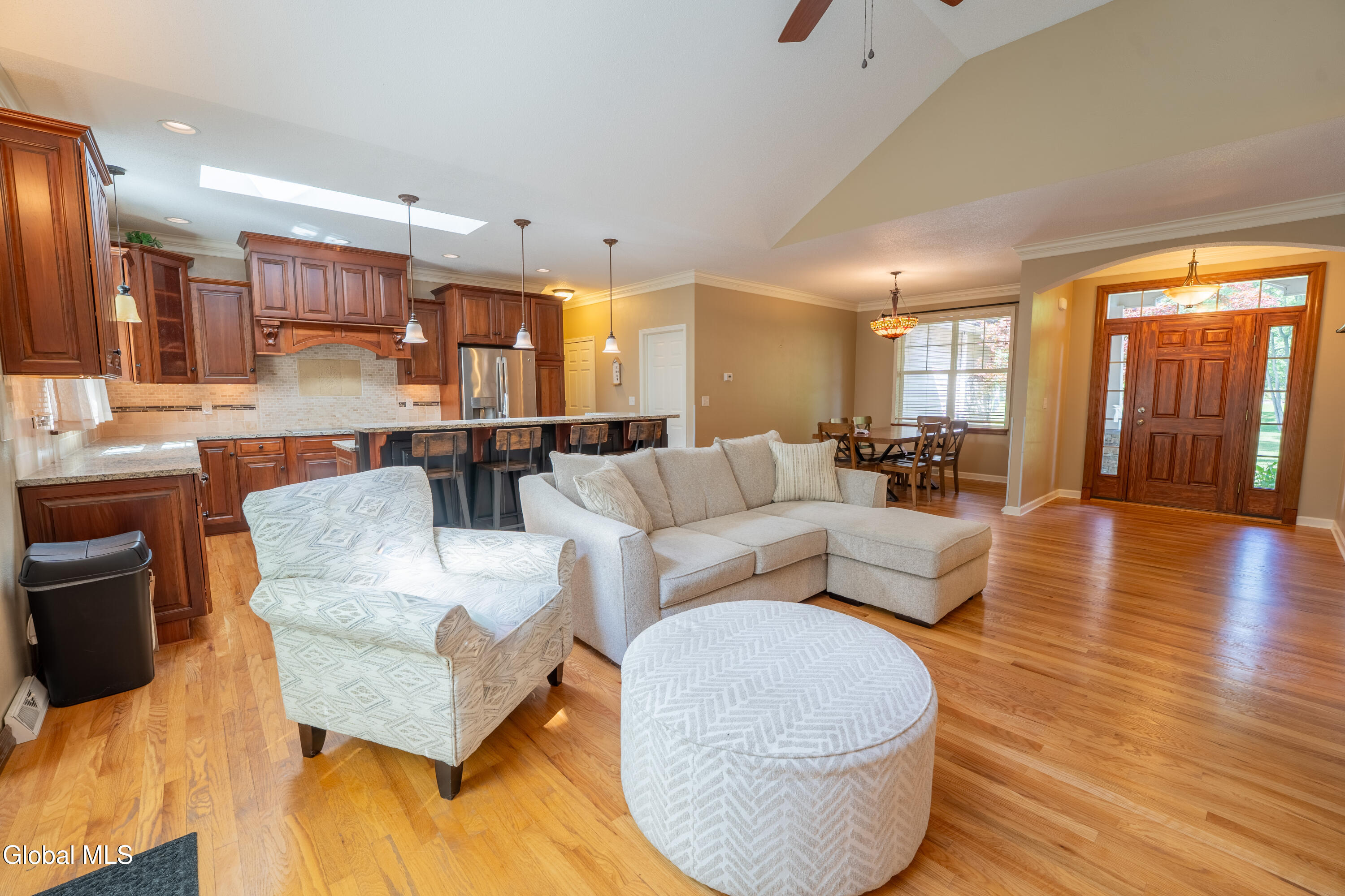 6214 Johnston Road Albany NY 12203