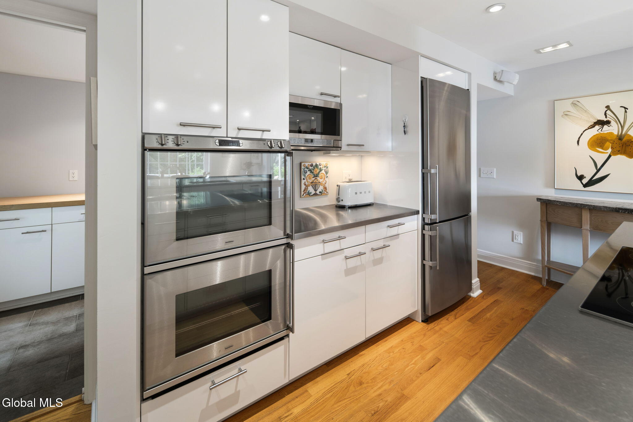12 Fiddlers Lane Newtonville NY 12110