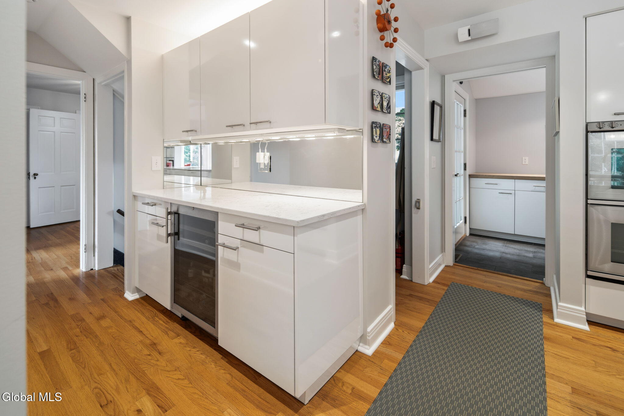 12 Fiddlers Lane Newtonville NY 12110