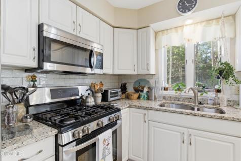 7 Bluebird Court Saratoga Springs NY 12866