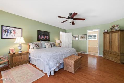 7 Bluebird Court Saratoga Springs NY 12866