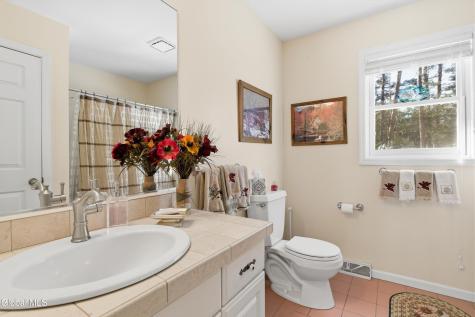 7 Bluebird Court Saratoga Springs NY 12866