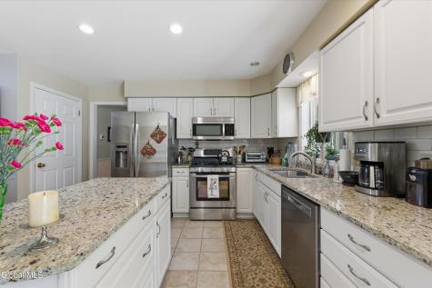 7 Bluebird Court Saratoga Springs NY 12866