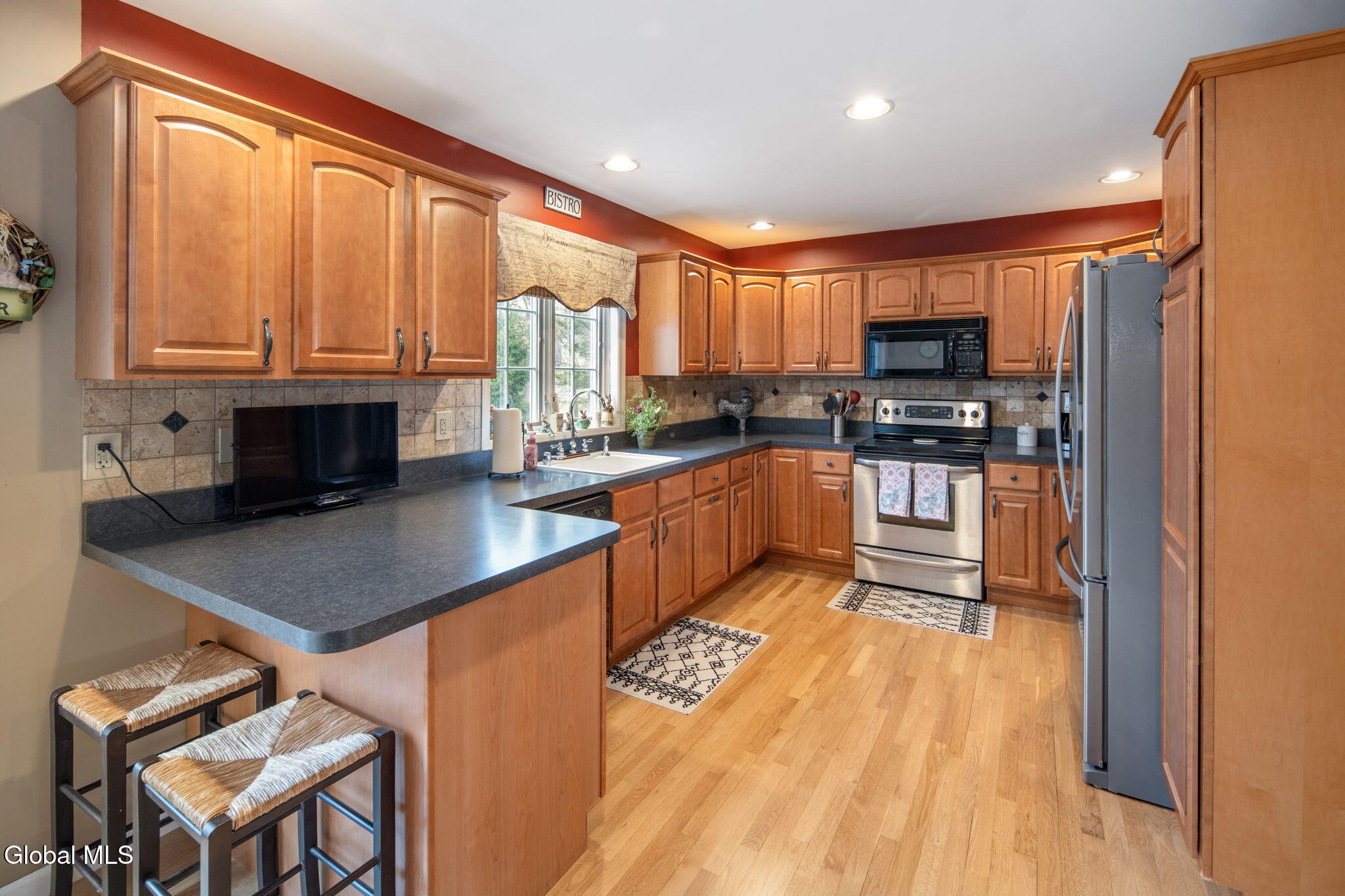 79 Dewey Avenue Mechanicville NY 12118