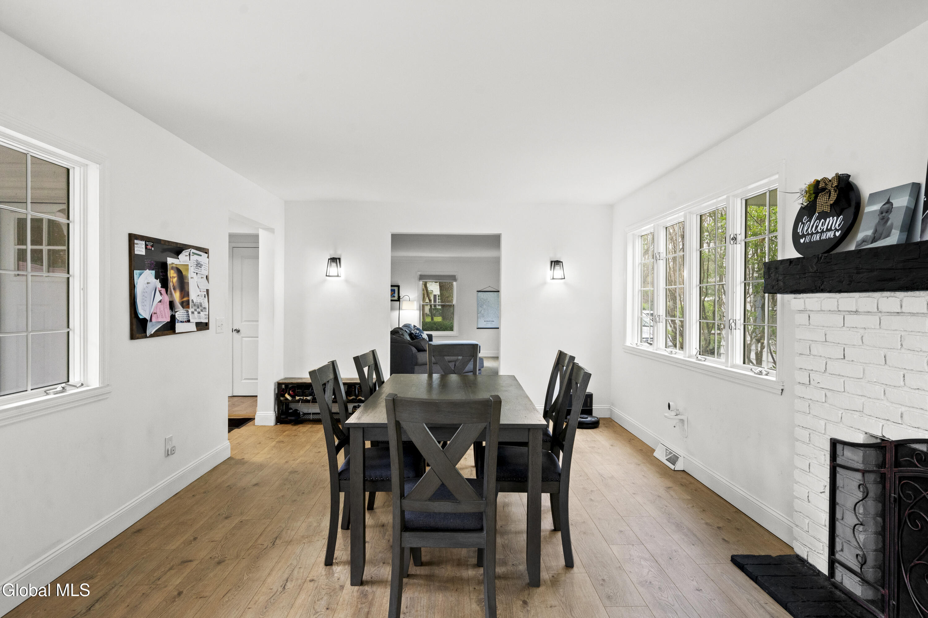 1575 Dean Street Niskayuna NY 12309
