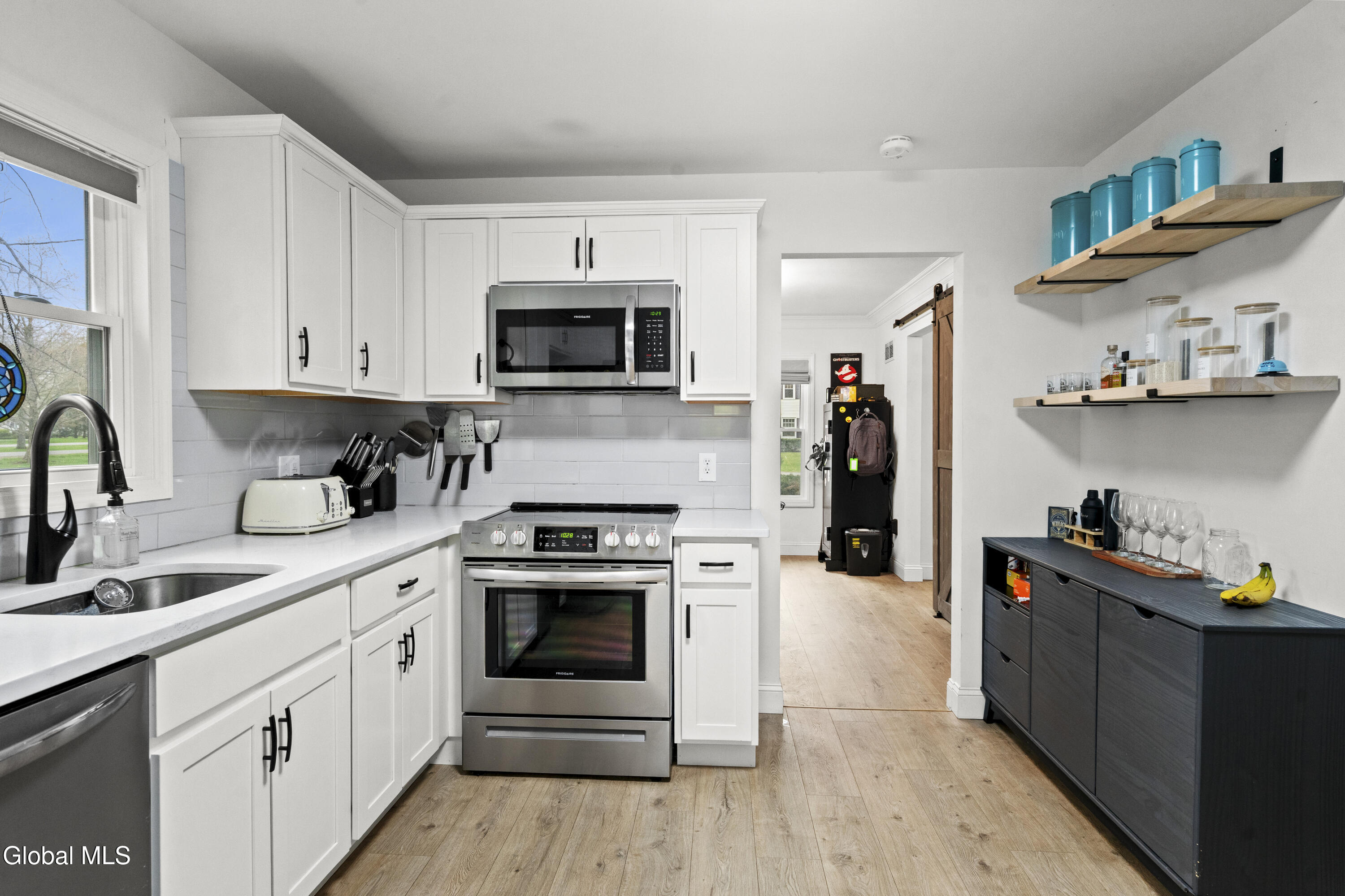 1575 Dean Street Niskayuna NY 12309