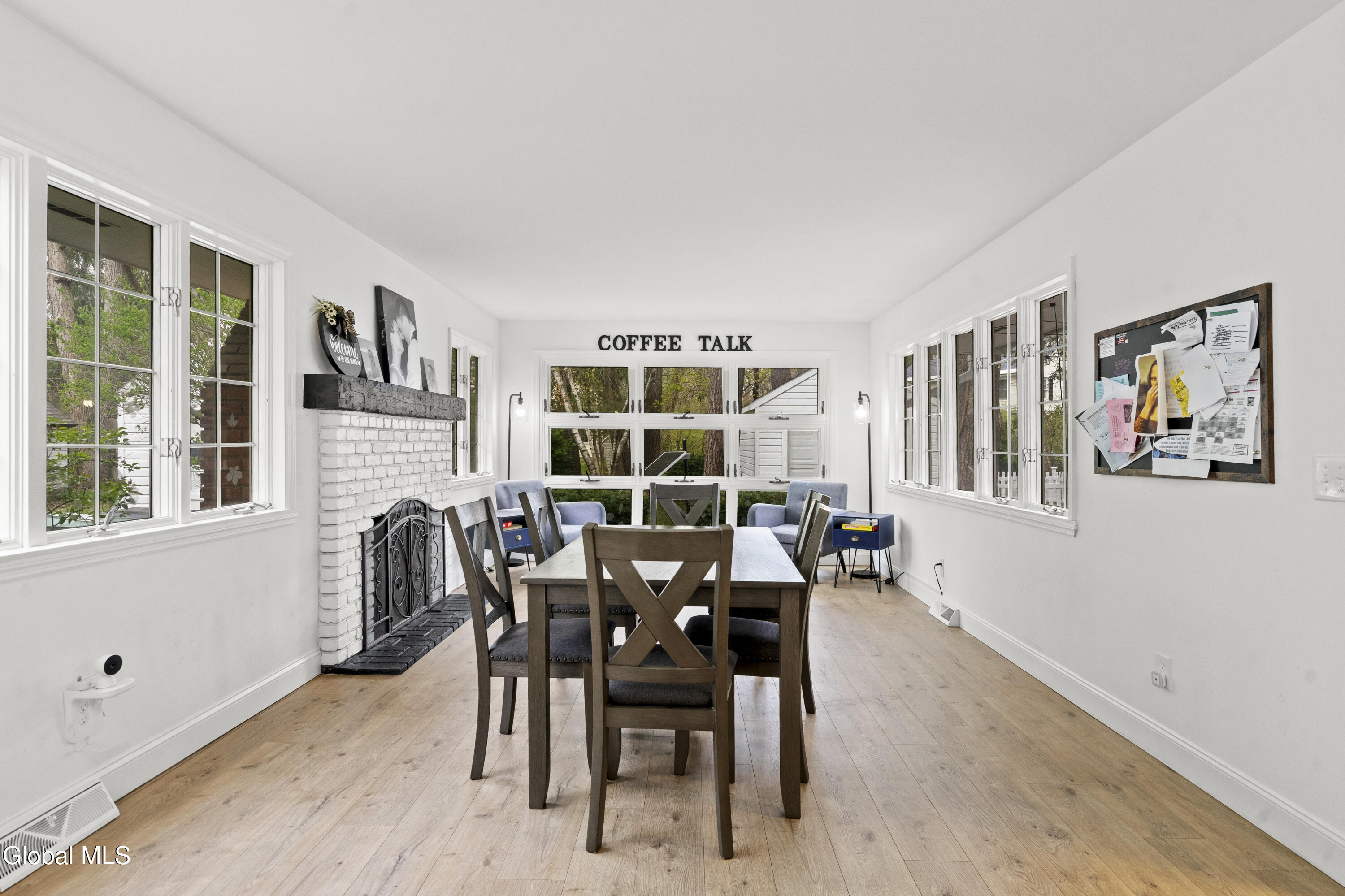 1575 Dean Street Niskayuna NY 12309