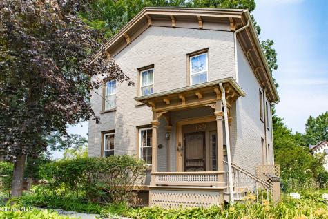 129 Spring Street Saratoga Springs NY 12866