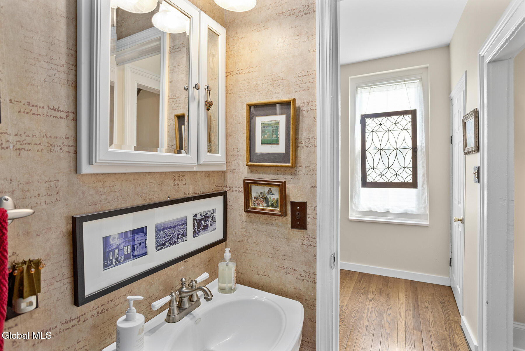 129 Spring Street Saratoga Springs NY 12866