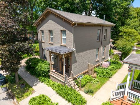 129 Spring Street Saratoga Springs NY 12866
