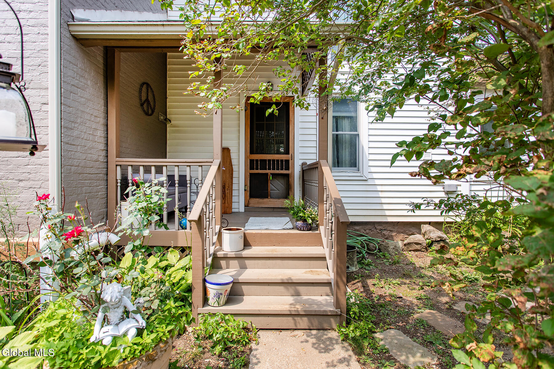 129 Spring Street Saratoga Springs NY 12866