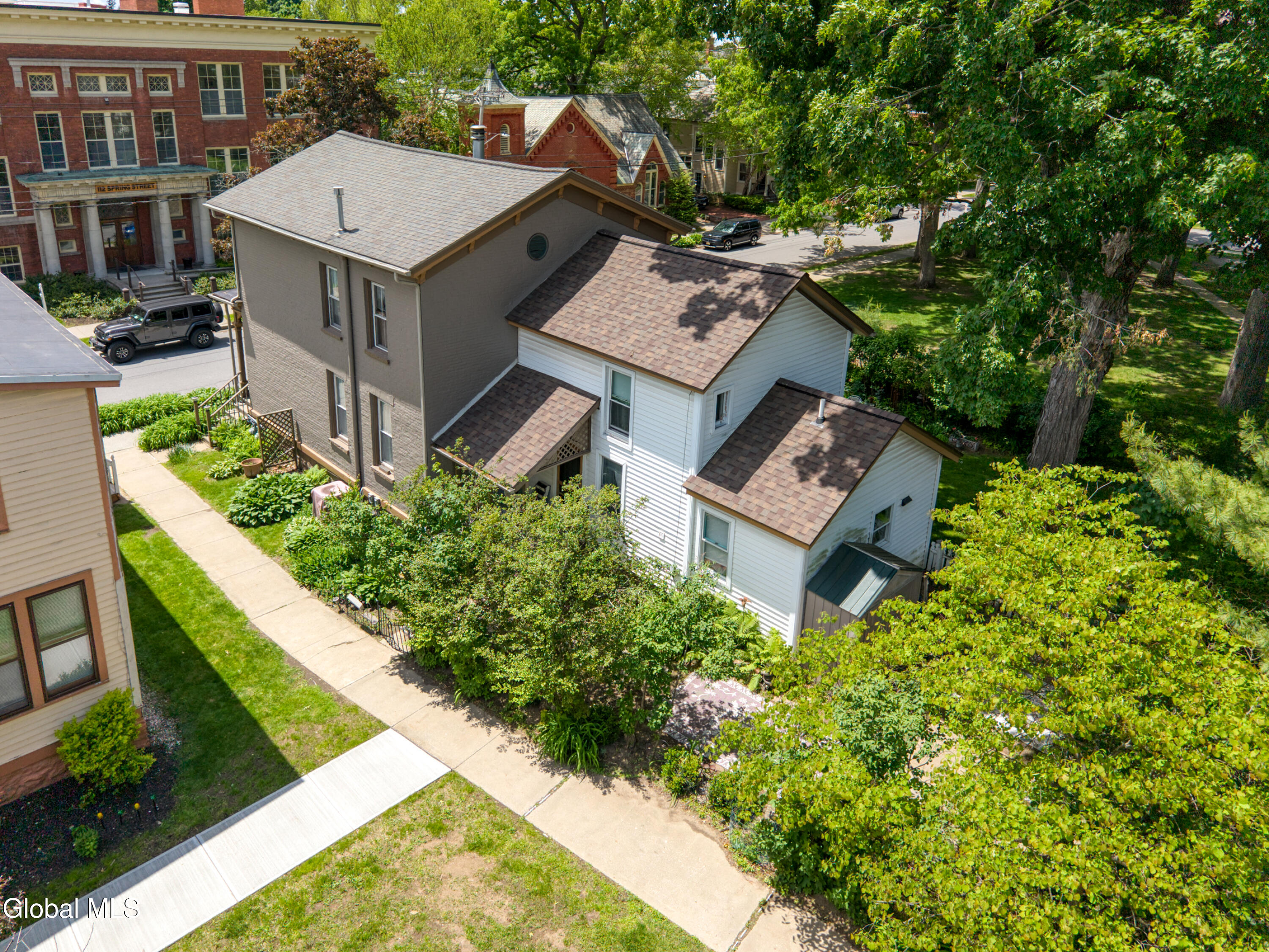 129 Spring Street Saratoga Springs NY 12866