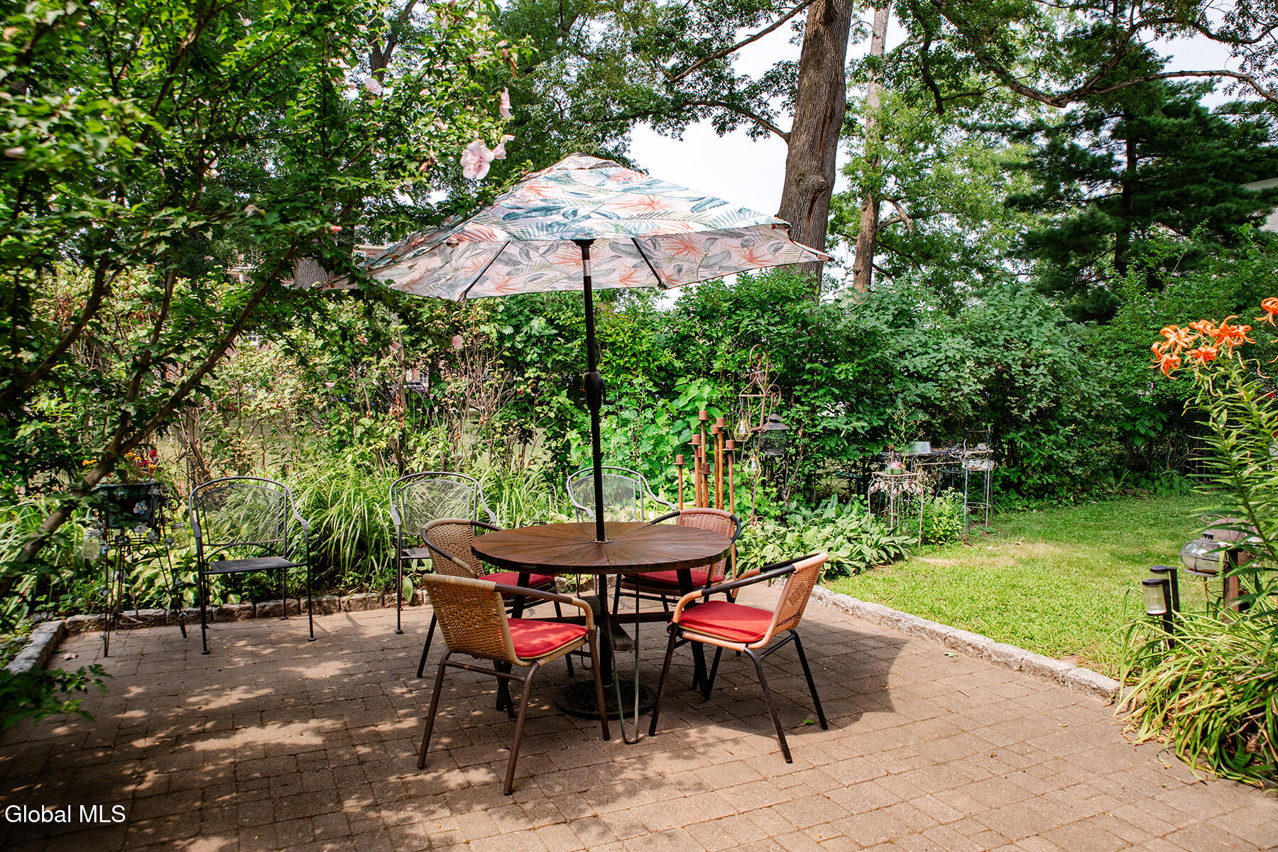 129 Spring Street Saratoga Springs NY 12866