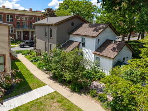 129 Spring Street Saratoga Springs NY 12866