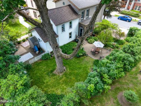 129 Spring Street Saratoga Springs NY 12866